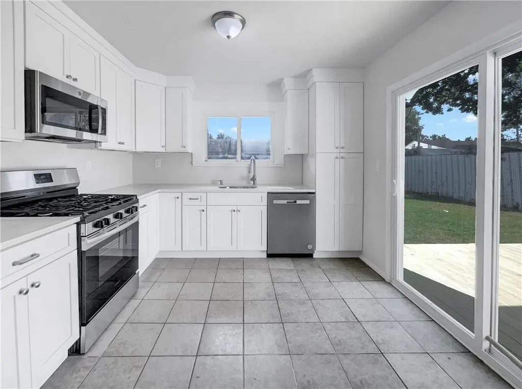 8 Naples Avenue Central Islip NY 11722