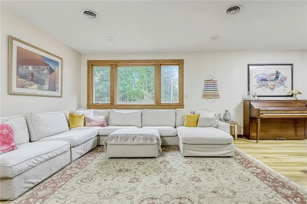47 Mayer Drive Suffern NY 10901
