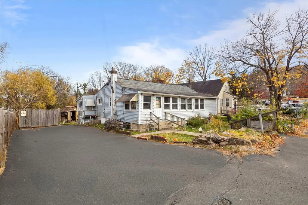 11 Waldron Avenue Nyack NY 10960