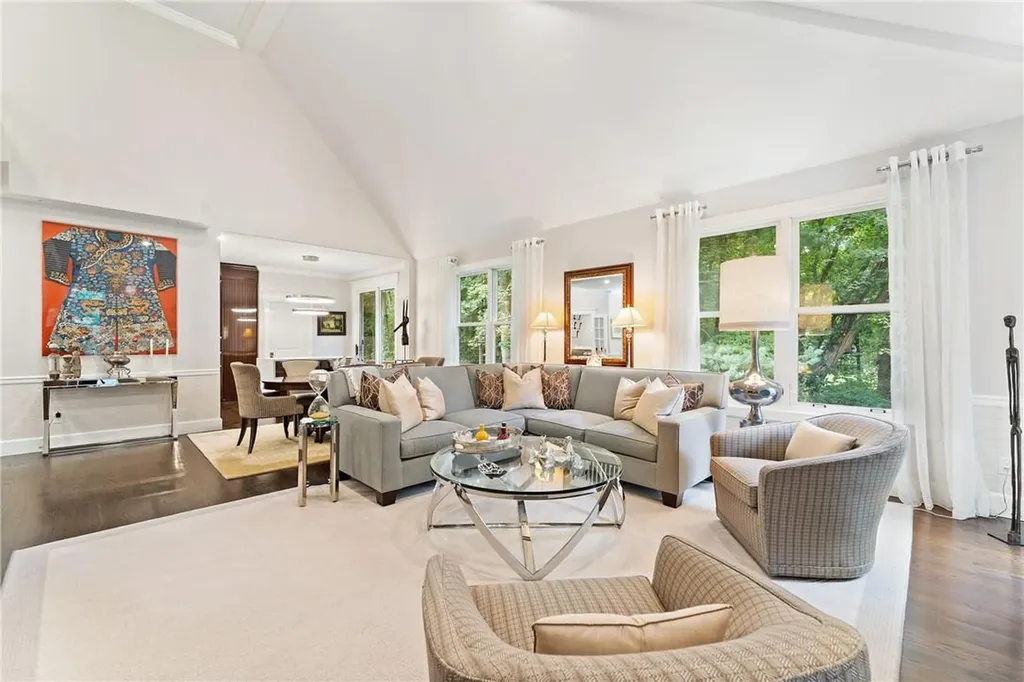 21 Westfield Road White Plains NY 10605