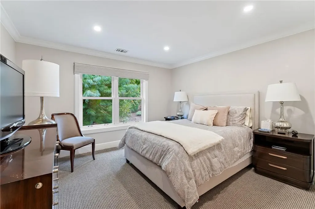 21 Westfield Road White Plains NY 10605