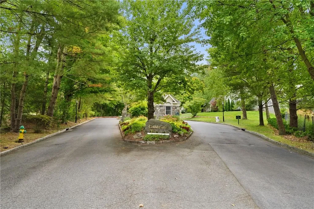 21 Westfield Road White Plains NY 10605