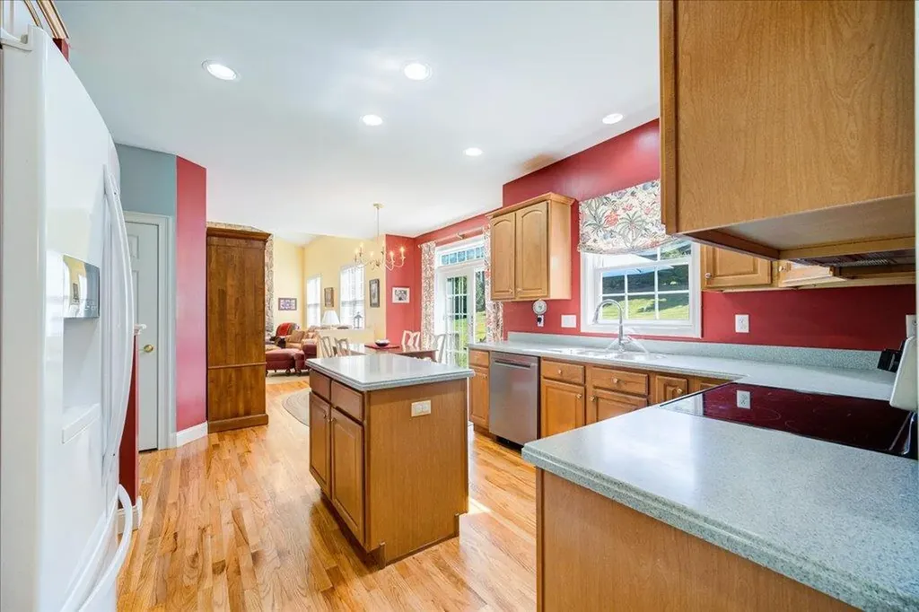 78 Grandview Avenue Beacon NY 12508