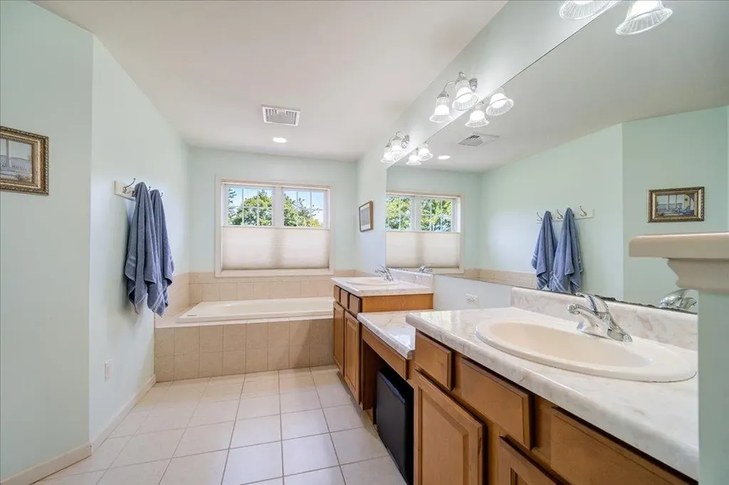 78 Grandview Avenue Beacon NY 12508