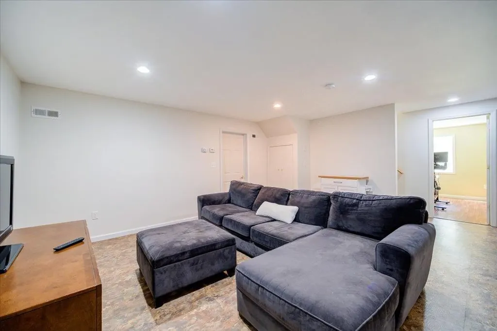 78 Grandview Avenue Beacon NY 12508