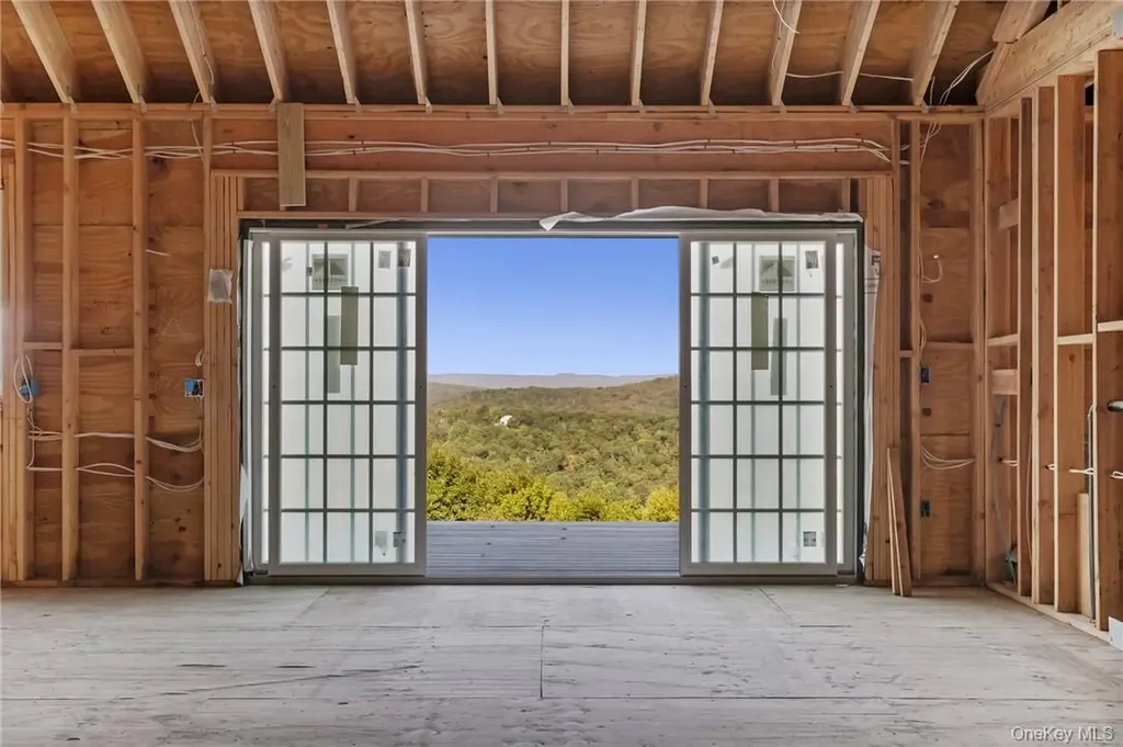 55 Ridgecrest Putnam Valley NY 10537