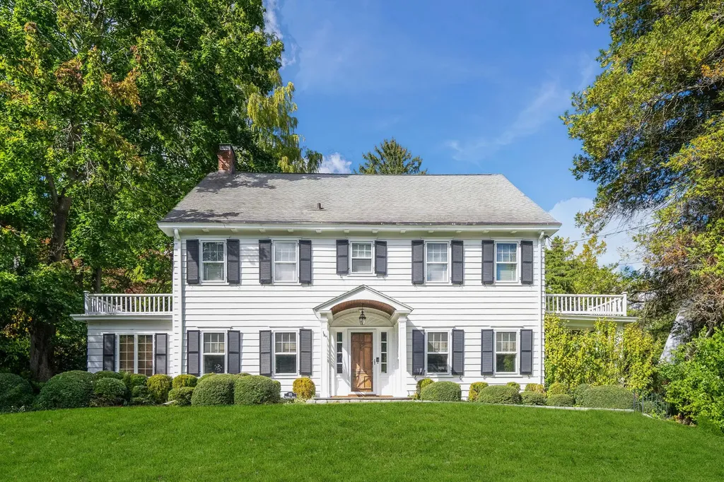 105 Walworth Avenue Scarsdale NY 10583