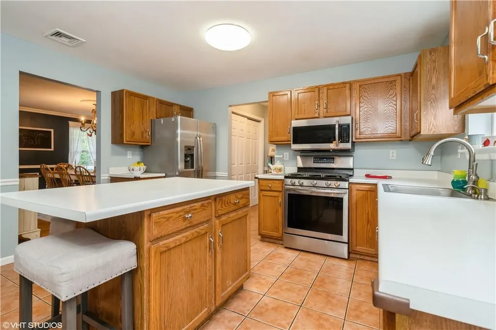 12 Seals Drive Monroe NY 10950