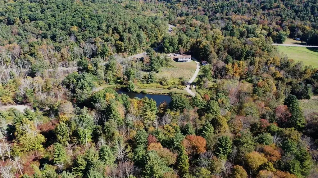 25 Nobletown Road Hillsdale NY 12529