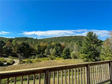 25 Nobletown Road Hillsdale NY 12529