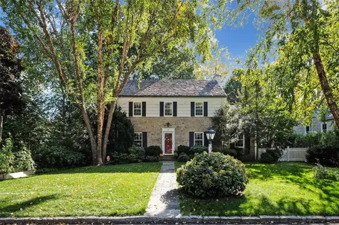 8 Oakstwain Road Scarsdale NY 10583