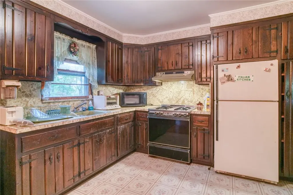 60 Flicker Trail Wurtsboro NY 12790
