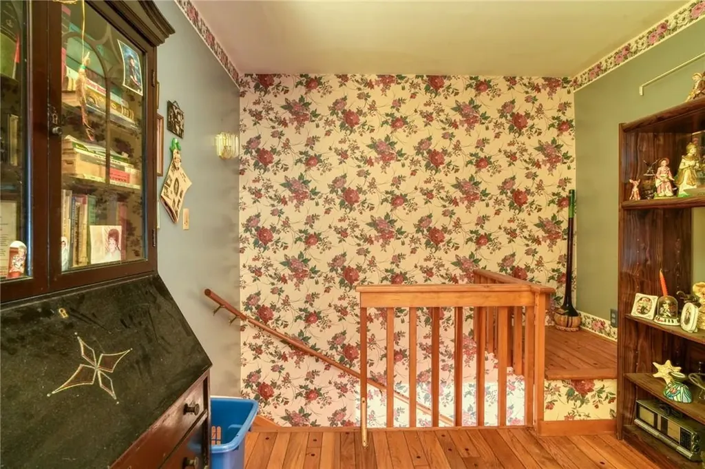60 Flicker Trail Wurtsboro NY 12790