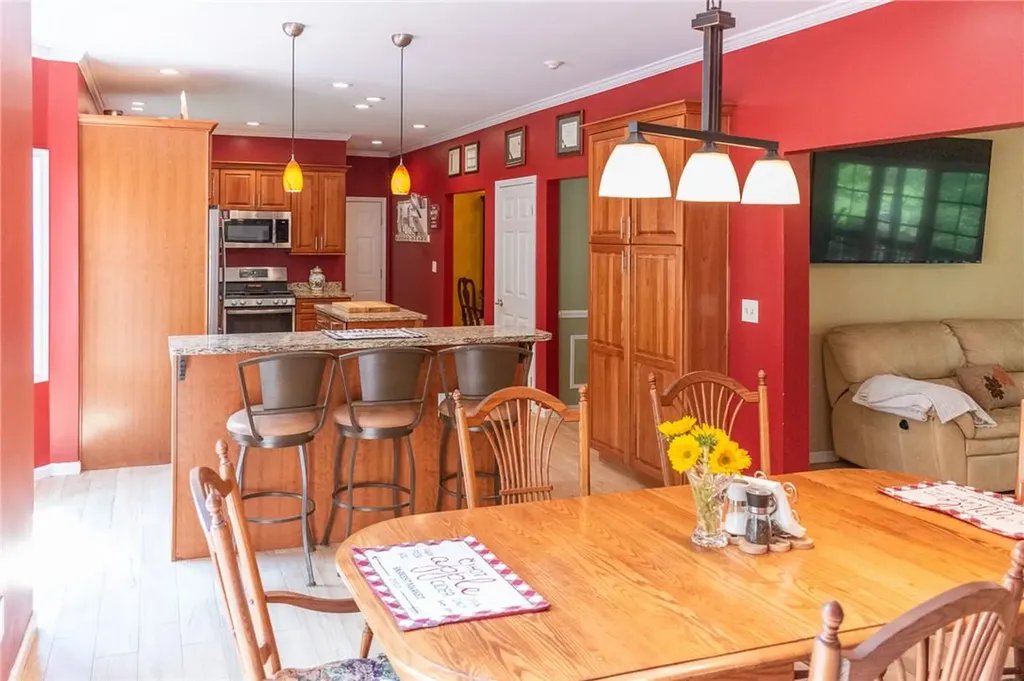 52 Eleanor Drive Salt Point NY 12578