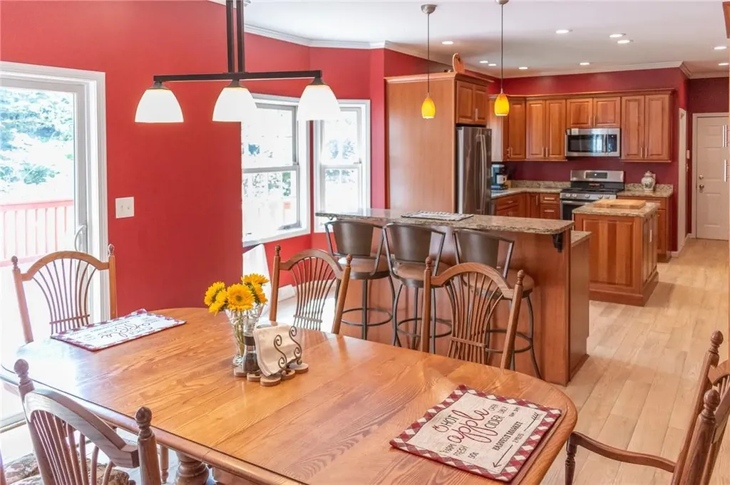 52 Eleanor Drive Salt Point NY 12578