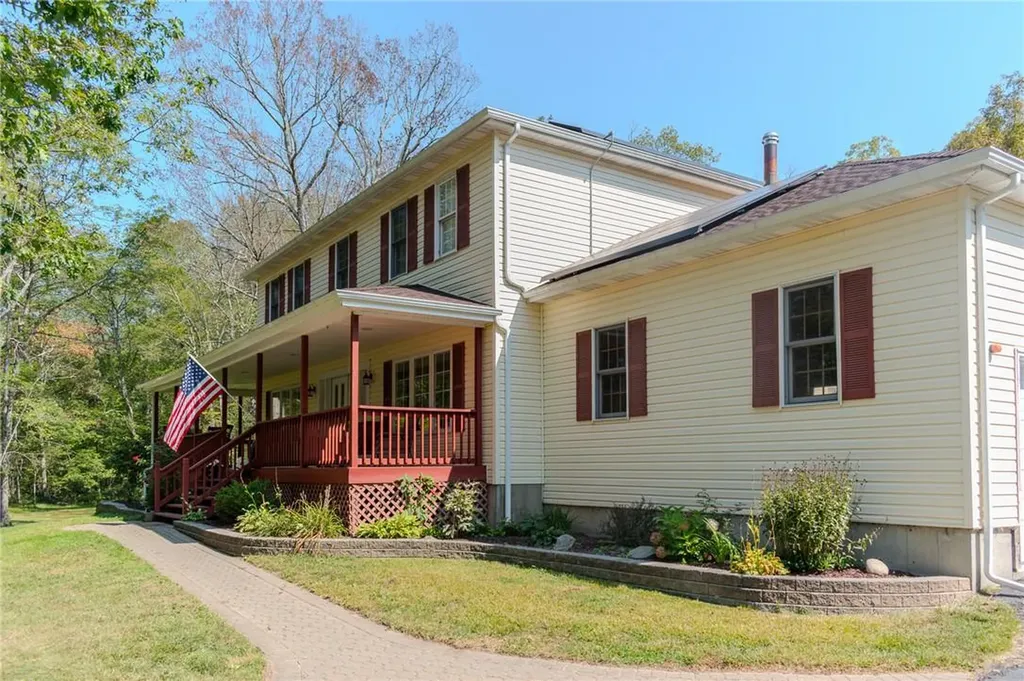 52 Eleanor Drive Salt Point NY 12578