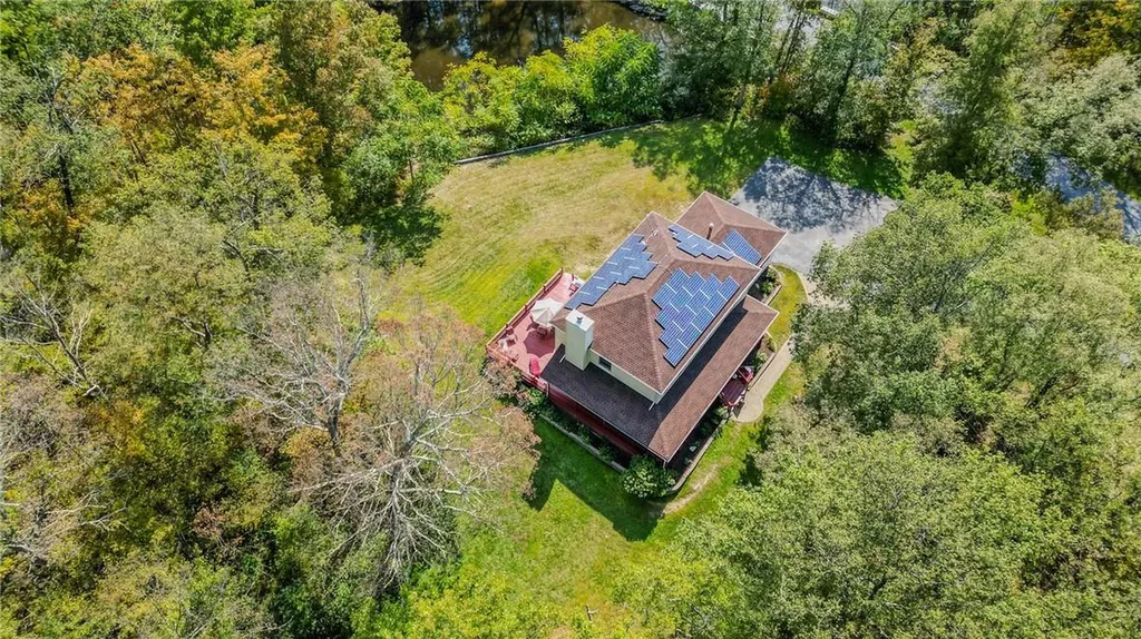 52 Eleanor Drive Salt Point NY 12578