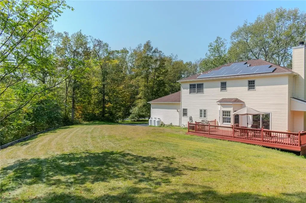 52 Eleanor Drive Salt Point NY 12578