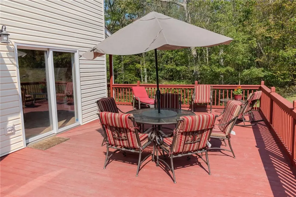 52 Eleanor Drive Salt Point NY 12578