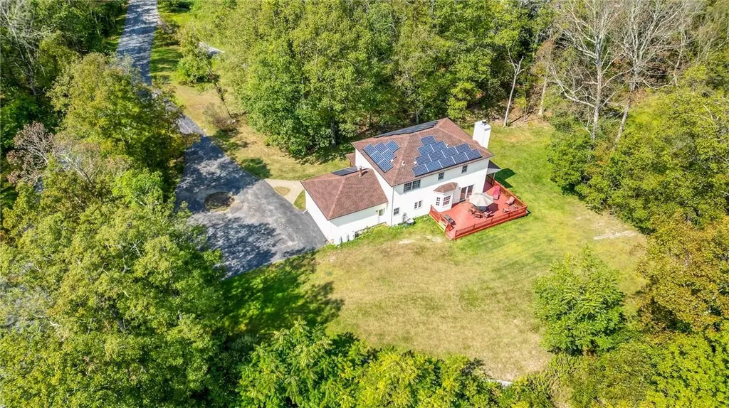 52 Eleanor Drive Salt Point NY 12578
