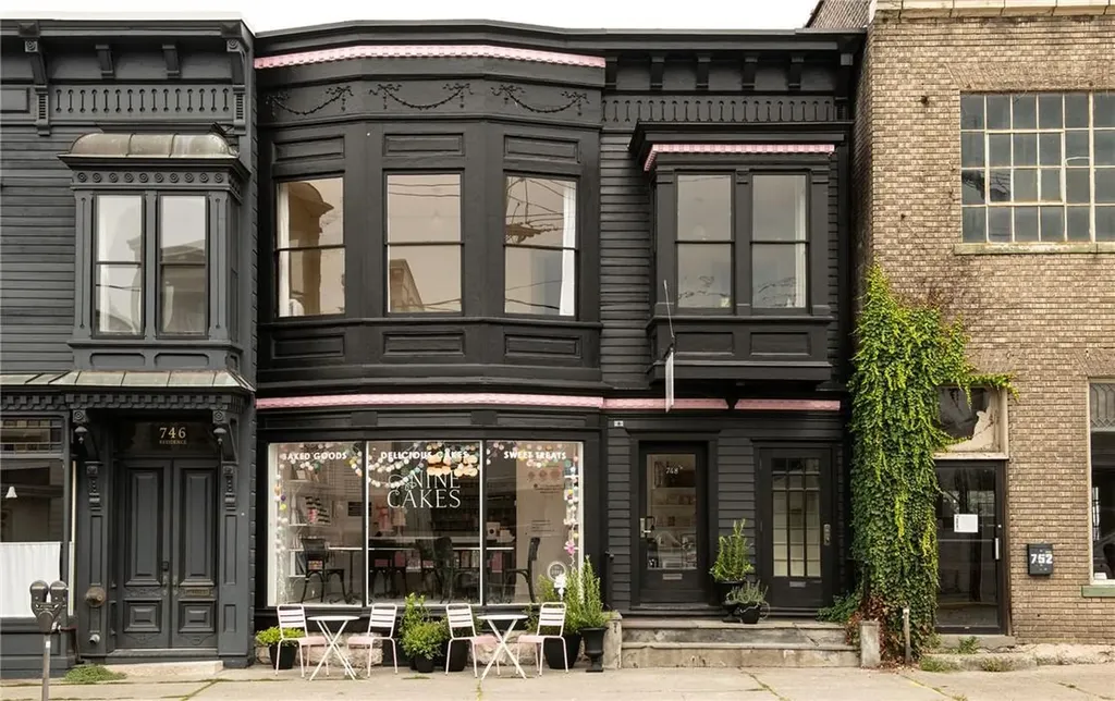 748 Warren Street Hudson NY 12534
