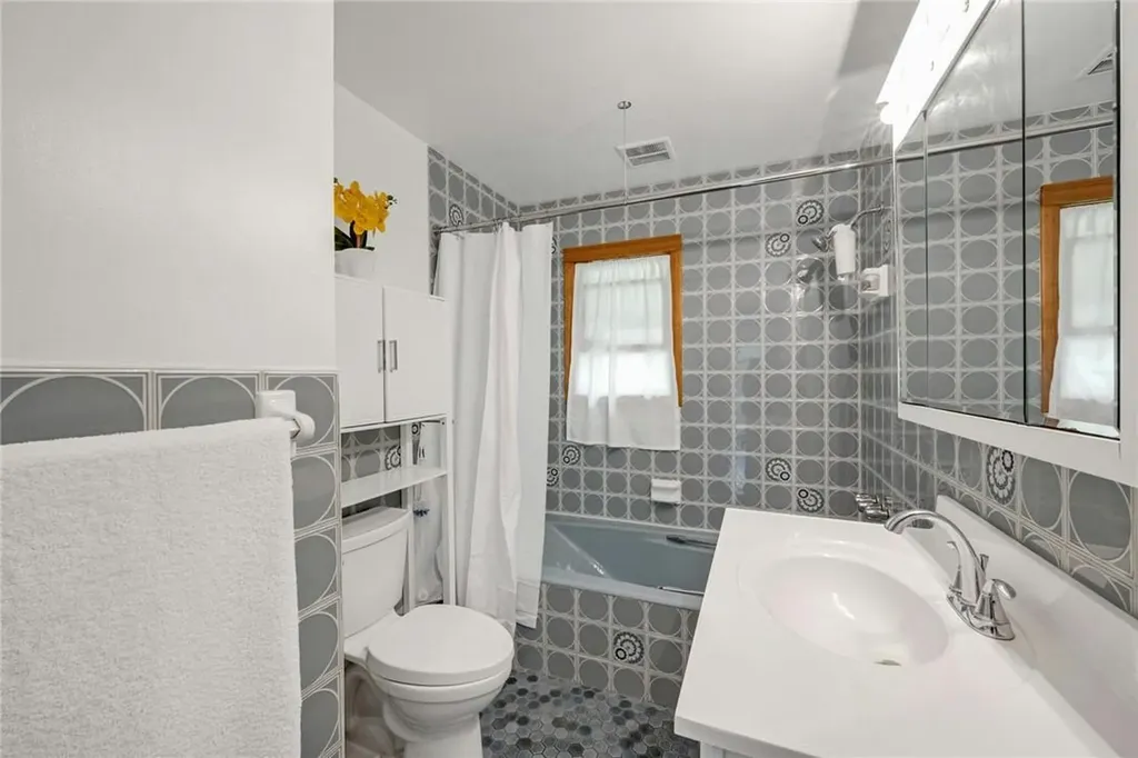 152 Commerce Street Hawthorne NY 10532