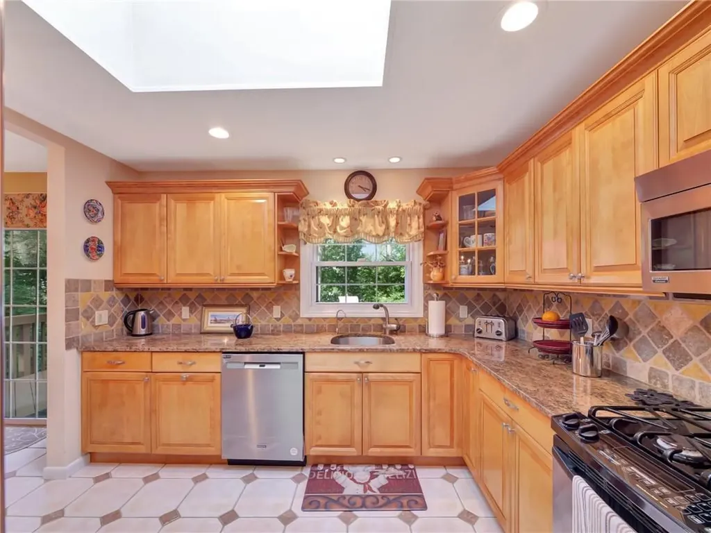 48 Wilshire Drive Spring Valley NY 10977
