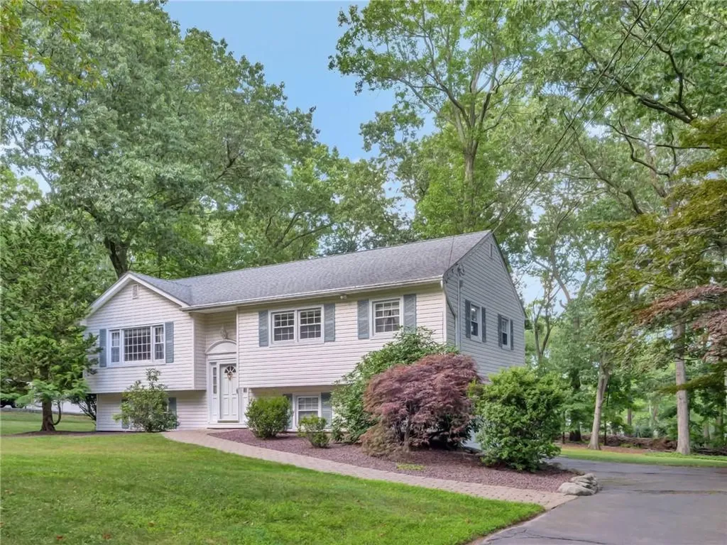 48 Wilshire Drive Spring Valley NY 10977