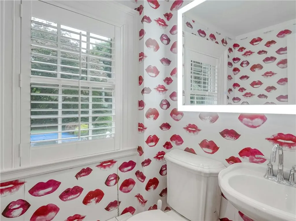 91 Warwick Road Bronxville NY 10708