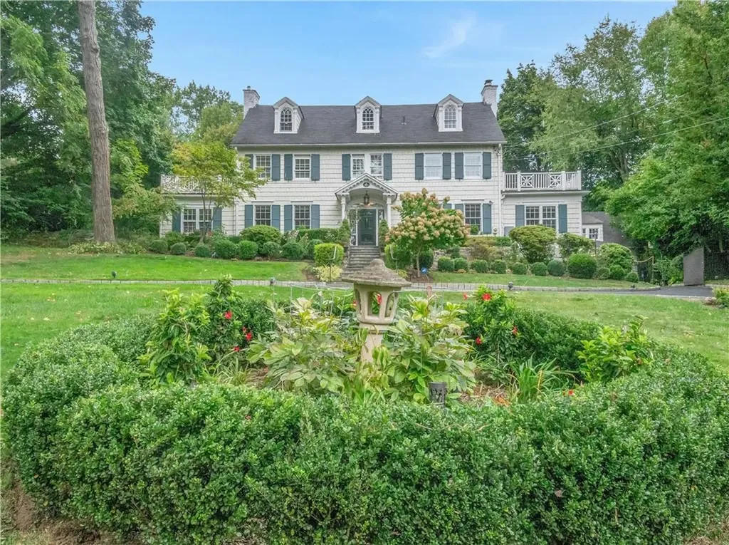 91 Warwick Road Bronxville NY 10708