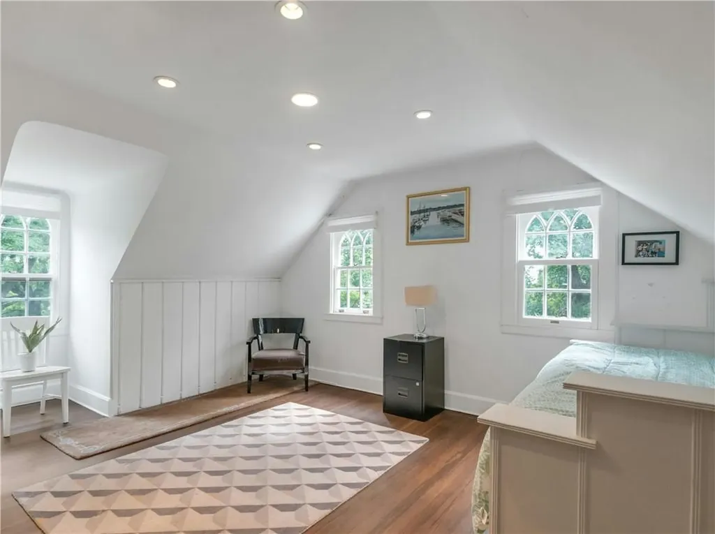91 Warwick Road Bronxville NY 10708