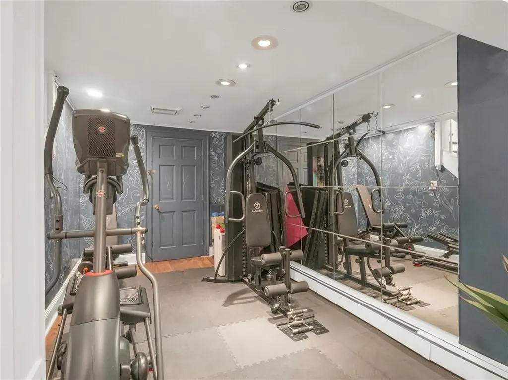 91 Warwick Road Bronxville NY 10708