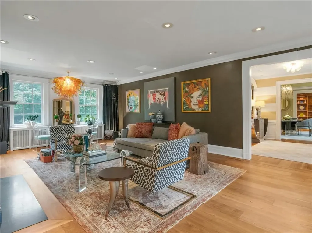 91 Warwick Road Bronxville NY 10708