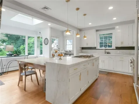 91 Warwick Road Bronxville NY 10708