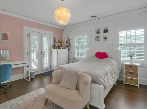 91 Warwick Road Bronxville NY 10708