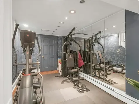 91 Warwick Road Bronxville NY 10708