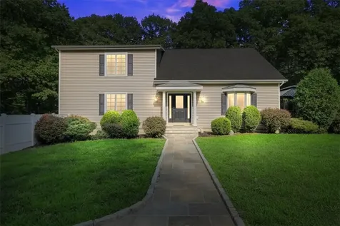 24 Luigi Road Putnam Valley NY 10579