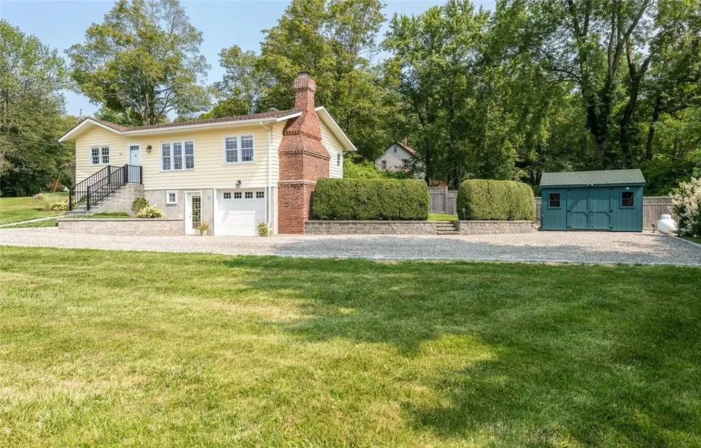 117 County House Road Millbrook NY 12545