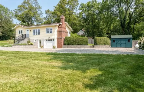 117 County House Road Millbrook NY 12545