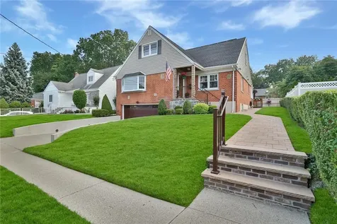 38 Inwood Street Yonkers NY 10704