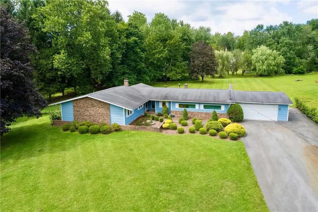 6 Old Brook Lane Warwick NY 10990