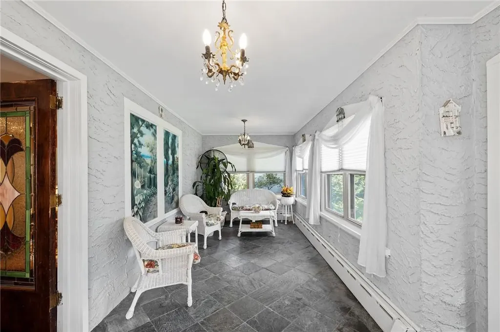 842 Webster Avenue New Rochelle NY 10804