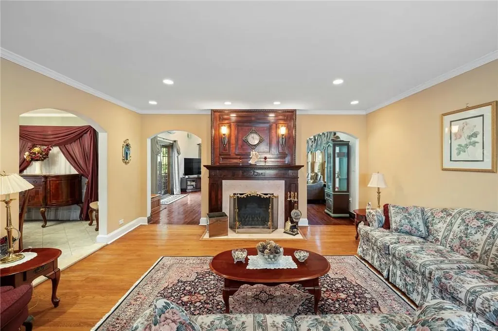 842 Webster Avenue New Rochelle NY 10804
