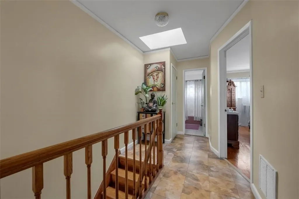 909 Vincent Avenue Bronx NY 10465