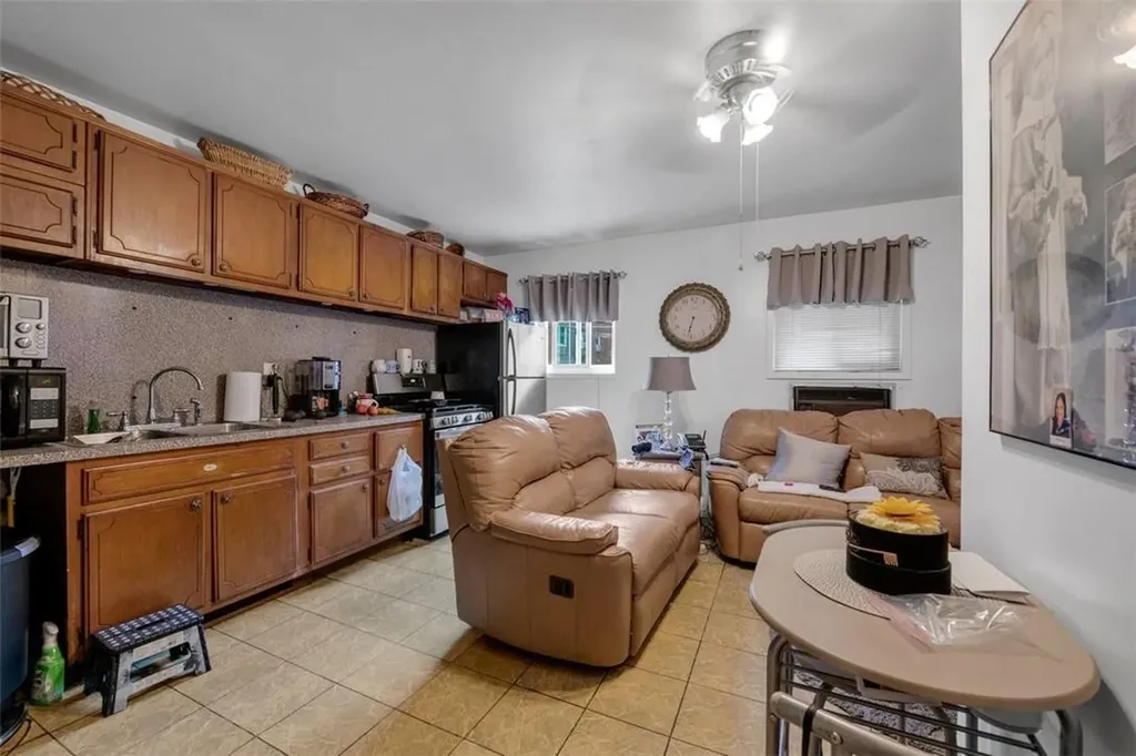 909 Vincent Avenue Bronx NY 10465