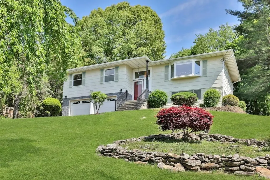 6 Reeback Drive Ossining NY 10562