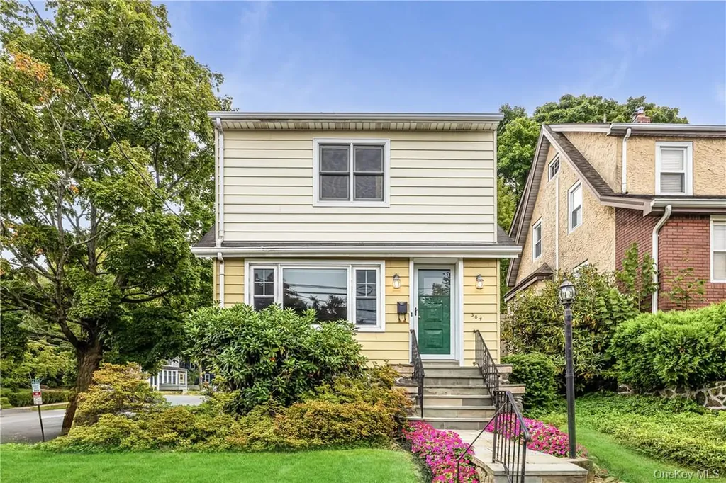 304 Stanley Avenue Mamaroneck NY 10543