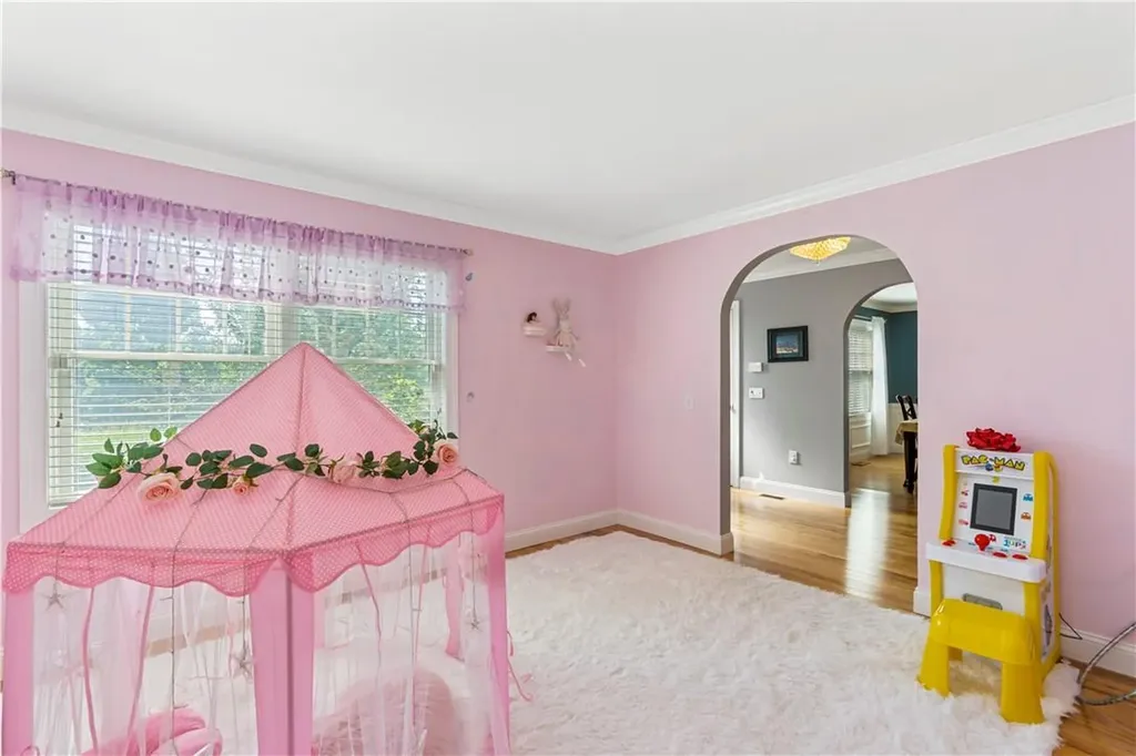 10 Clarion Drive White Plains NY 10603