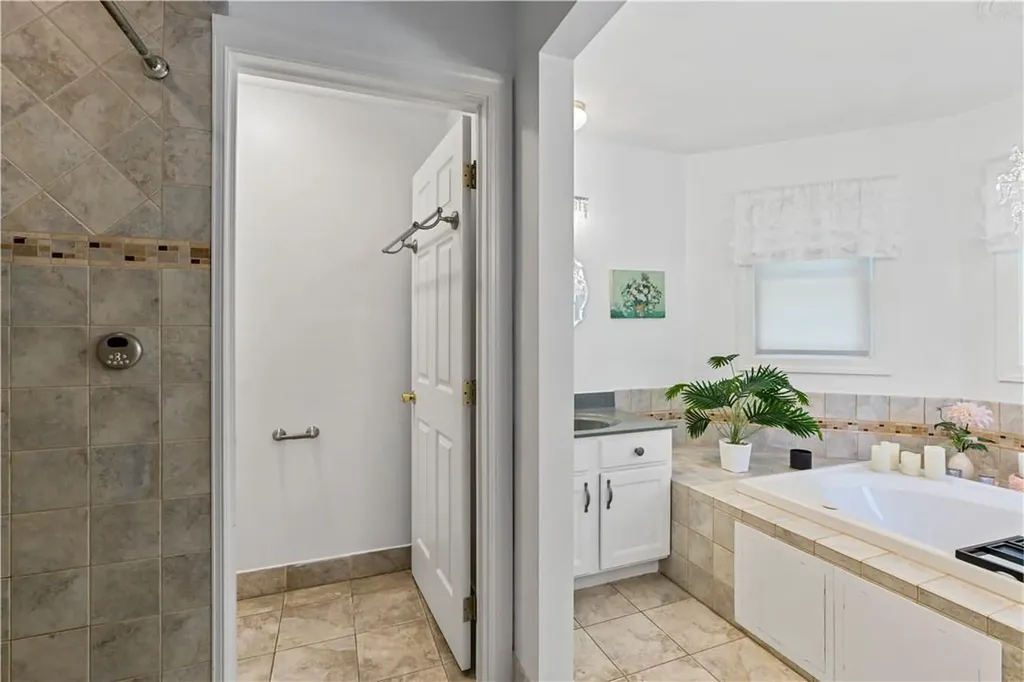 10 Clarion Drive White Plains NY 10603