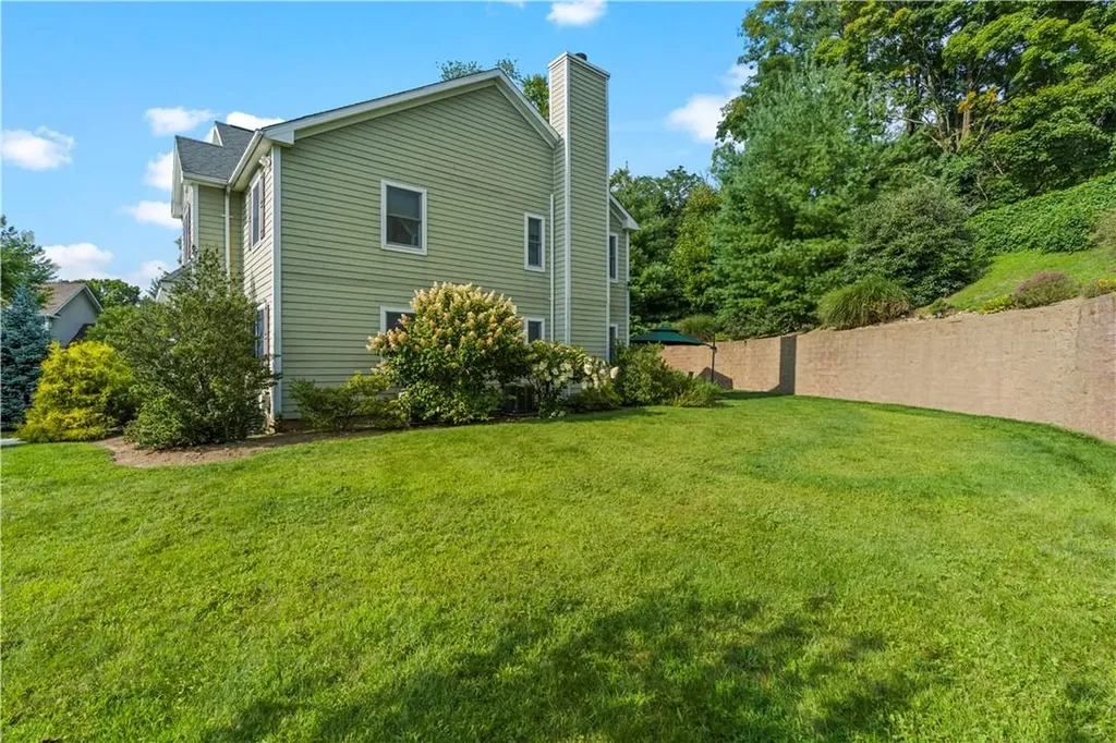 10 Clarion Drive White Plains NY 10603